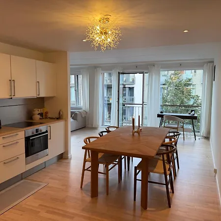 Appartement Kun Fa Minutter Fra Metroen Copenhague