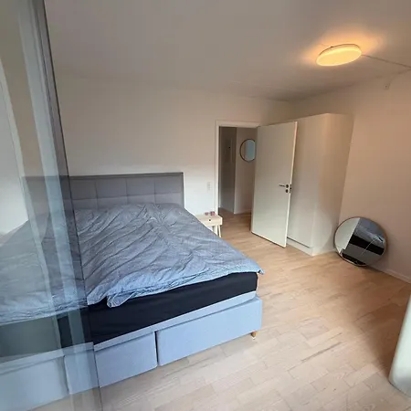 Appartement Kun Fa Minutter Fra Metroen Copenhague